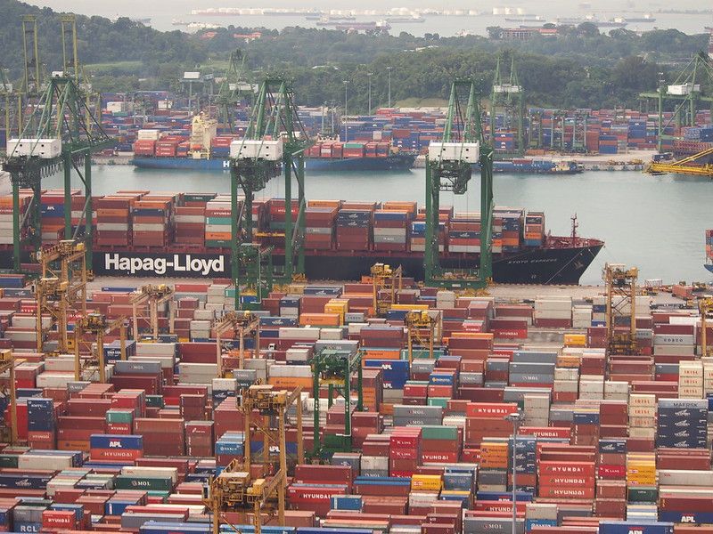 Singapore Ship Docks, Credit: ShnapThat/ Flickr (CC BY 2.0)