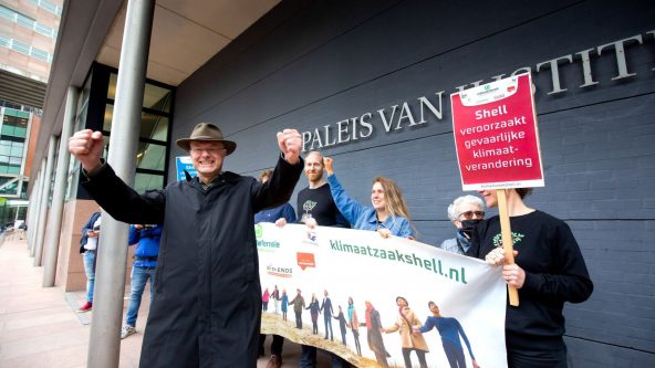 Donald Pols celebrates Dutch Climate Case victory against Shell Photo: Milieudefensie